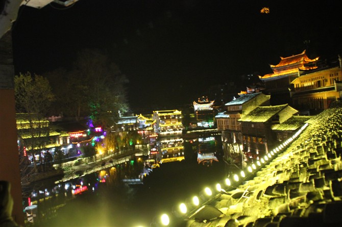 凤凰古城